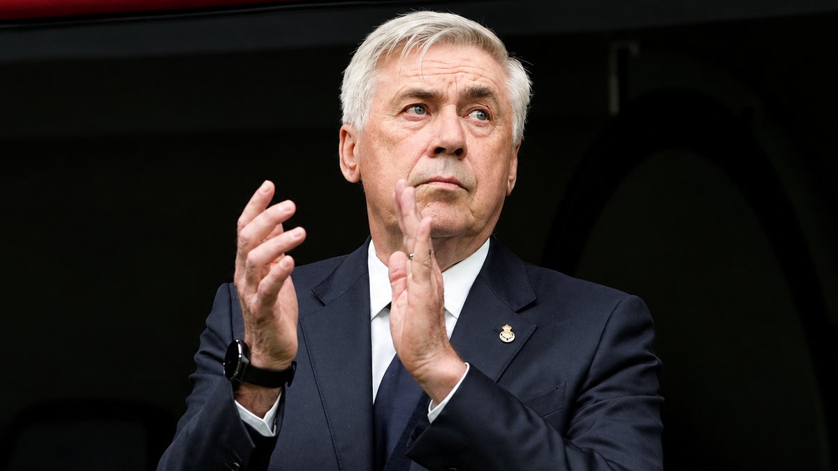 Ancelotti observa jogador do Santos antes de próximos desafios