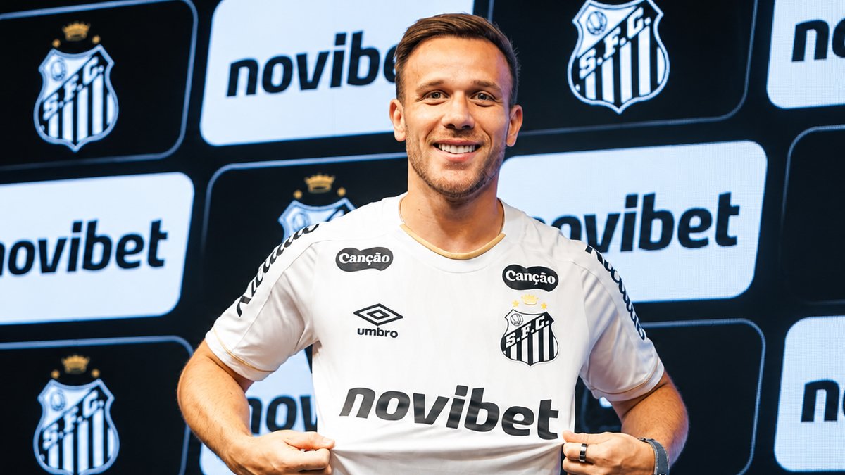 Santos mantém estratégia financeira e ainda busca reforços no mercado
