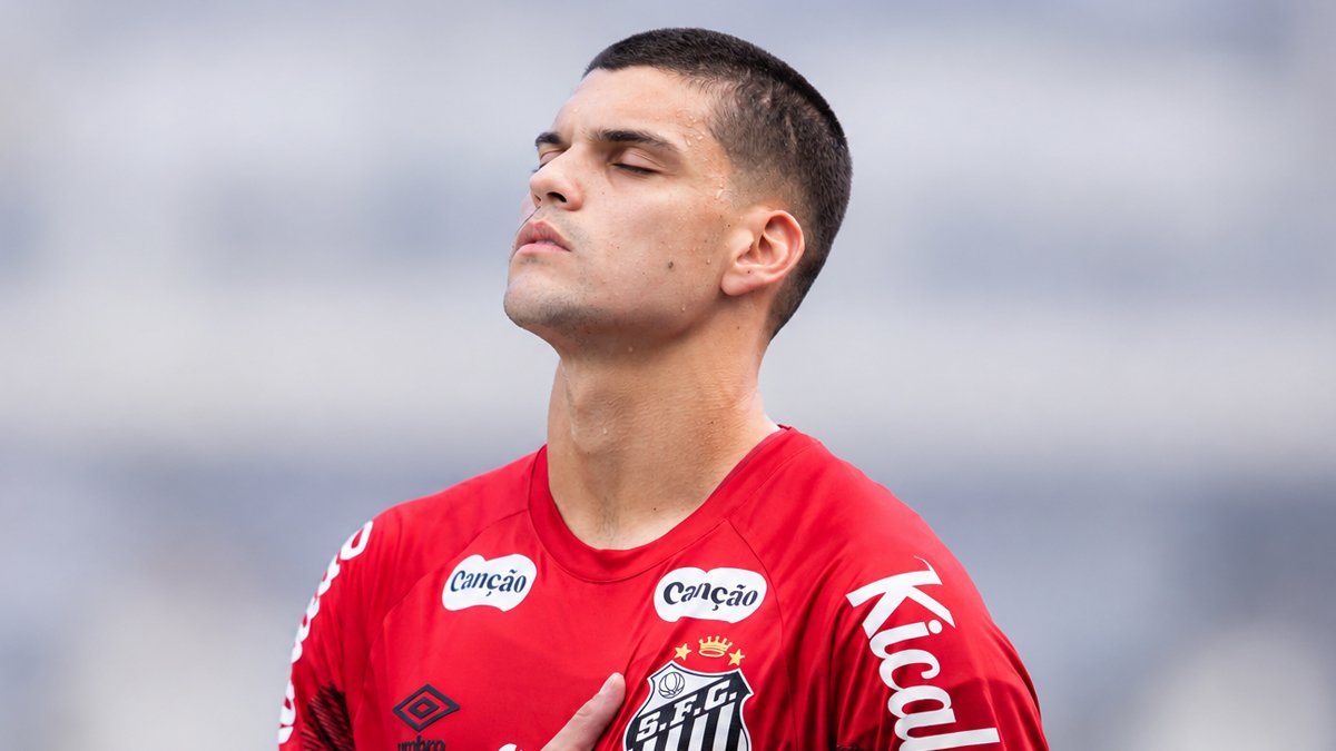 Brazão desabafa pela primeira vez após lesão no Santos