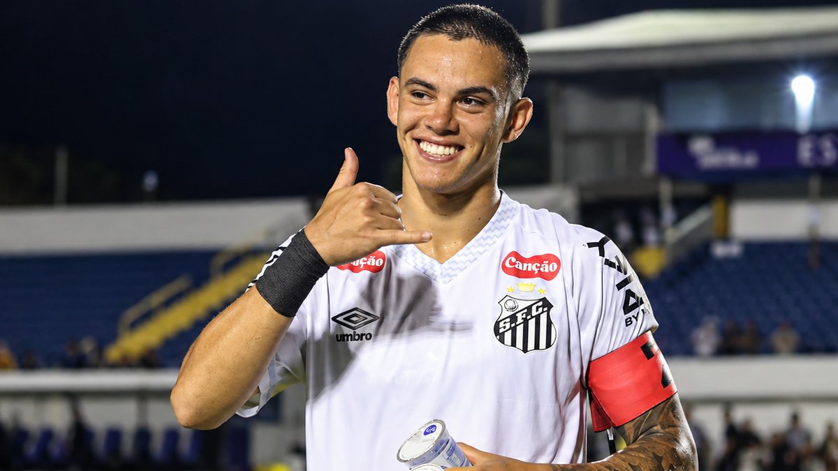 JP Chermont se despede do Santos após transferência para os Emirados Árabes