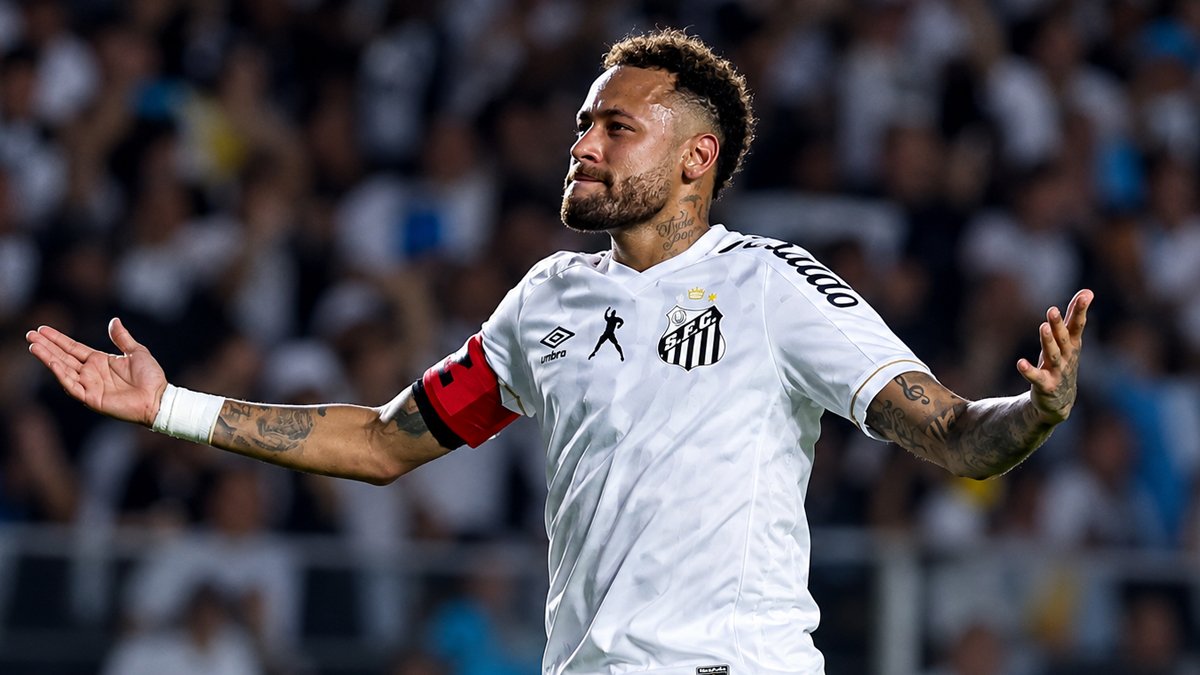 Neymar sai do banco, marca dois gols e salva o Santos contra o Flamengo