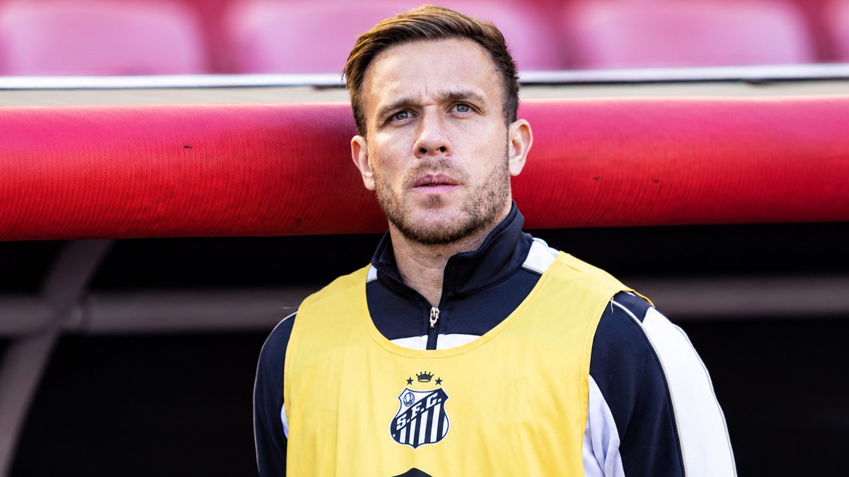 Santos prepara retorno de jogador importante para duelo decisivo; veja