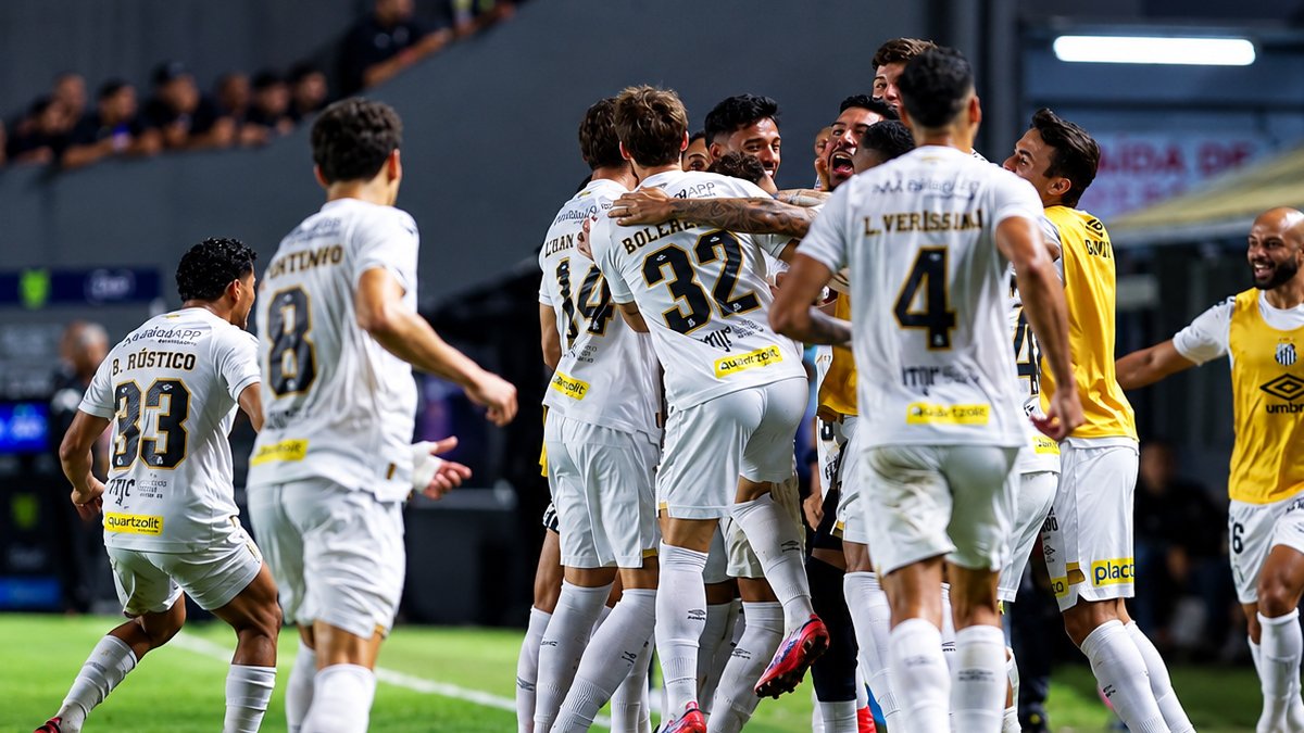 QUE JOGAÇO! Neymar brilha, faz dois gols e Santos busca empate contra o Flamengo
